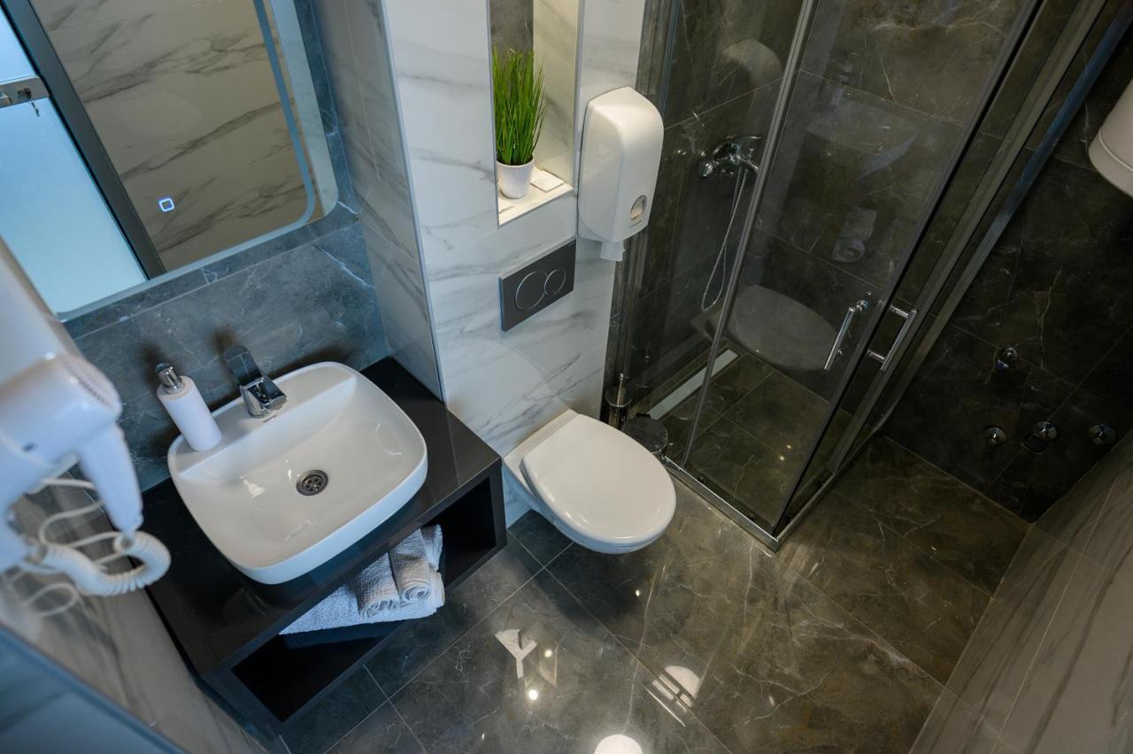 Apartman Nataly Ni Buitenkant foto