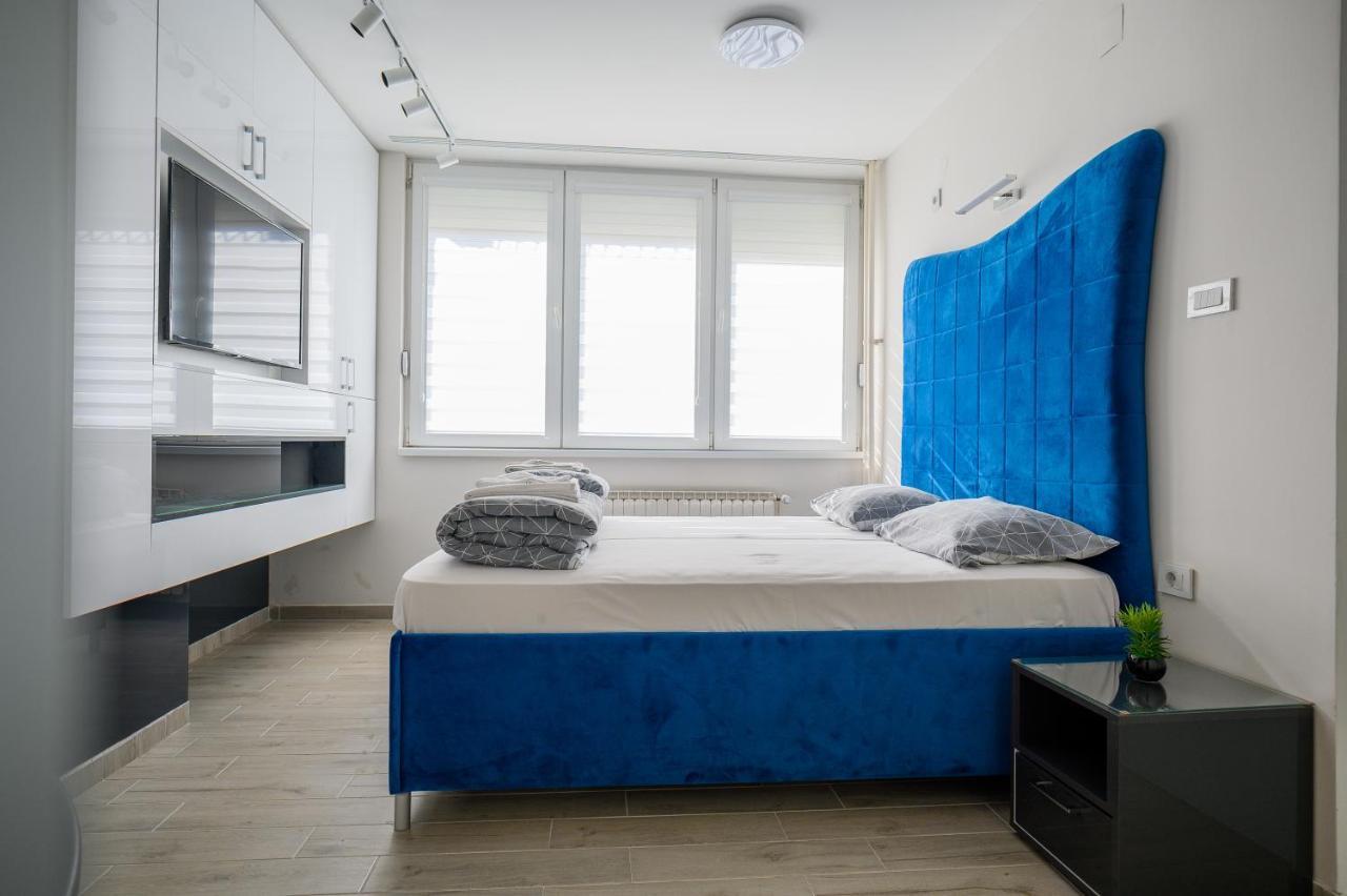 Apartman Nataly Ni Buitenkant foto